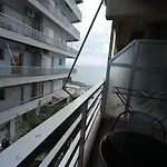 Beachfront Escape * 루트라키
